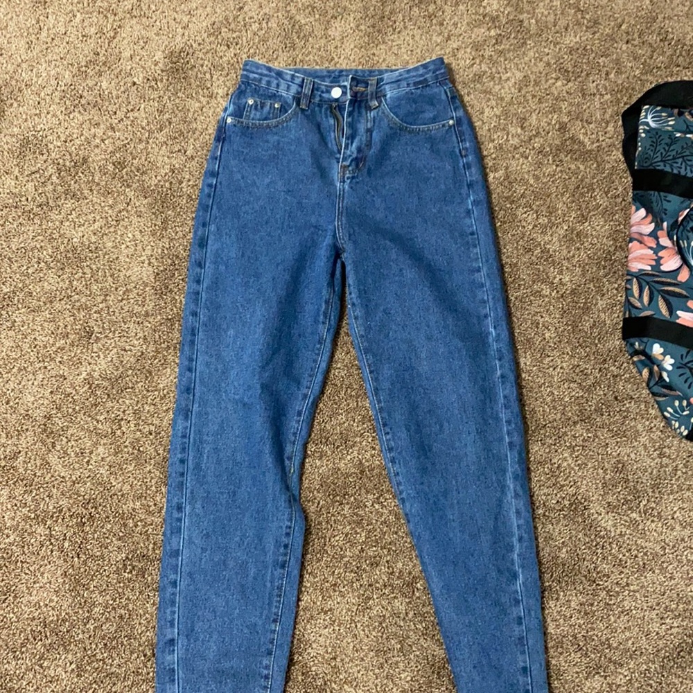 Brand new never worn SHEIN high rise mom jeans